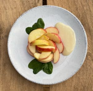 Apple slices with creamed honey dip